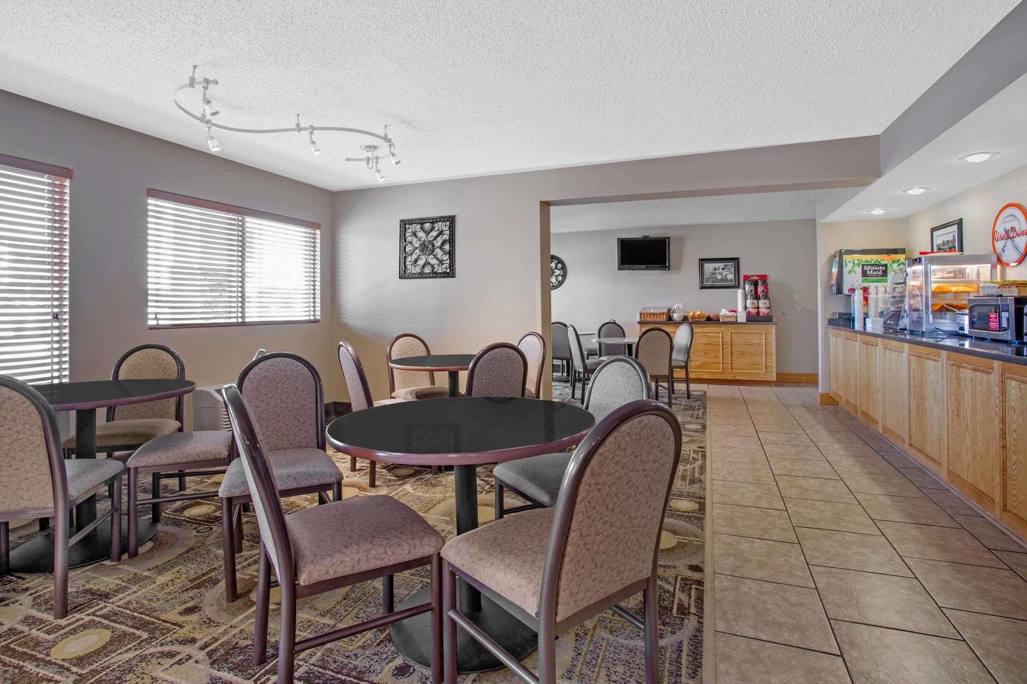 North Platte Inn And Suites Экстерьер фото